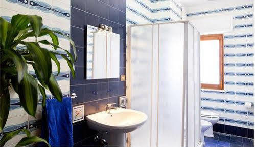 ホテル Residenza Paola パレルモ エクステリア 写真